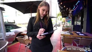 đi ăn gặp em phục vụ đáng yêu và cái kết sung sướng đi ăn gặp em phục vụ đáng yêu và cái kết sung sướng