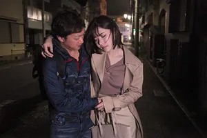 đưa cô nhân viên nữ nhậu say xỉn vì cãi nhau với anh xã về nhà đưa cô nhân viên nữ nhậu say xỉn vì cãi nhau với anh xã về nhà